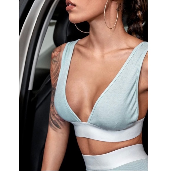 Two Piece Lounge Set - Picture 6 of 13